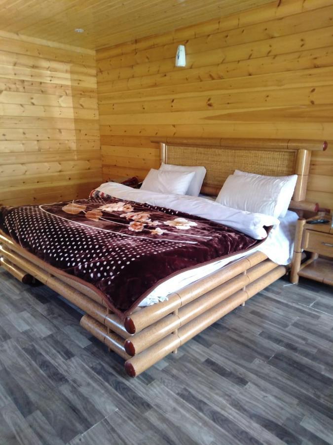 Swiss Wood Cottages Naran Buitenkant foto