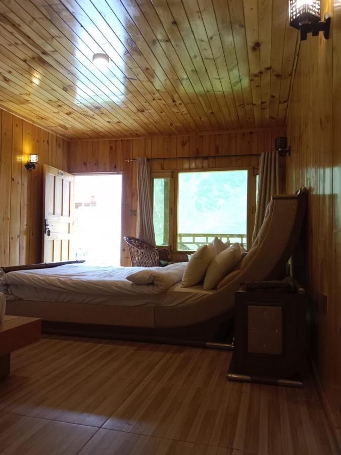 Swiss Wood Cottages Naran Buitenkant foto